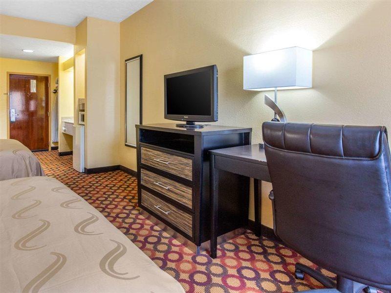 Quality Inn & Suites Montgomery East Carmichael Rd Zewnętrze zdjęcie