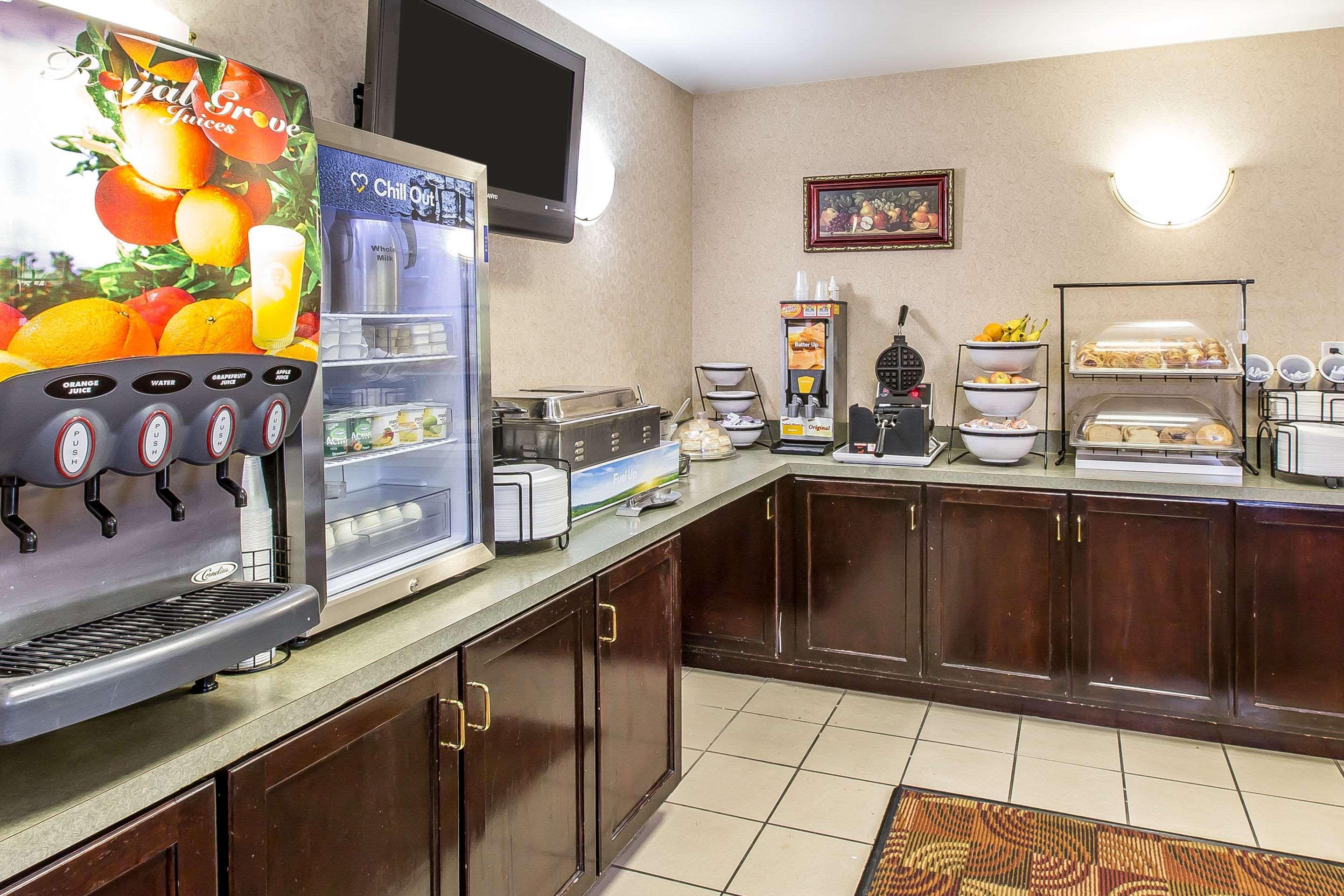 Quality Inn & Suites Montgomery East Carmichael Rd Zewnętrze zdjęcie