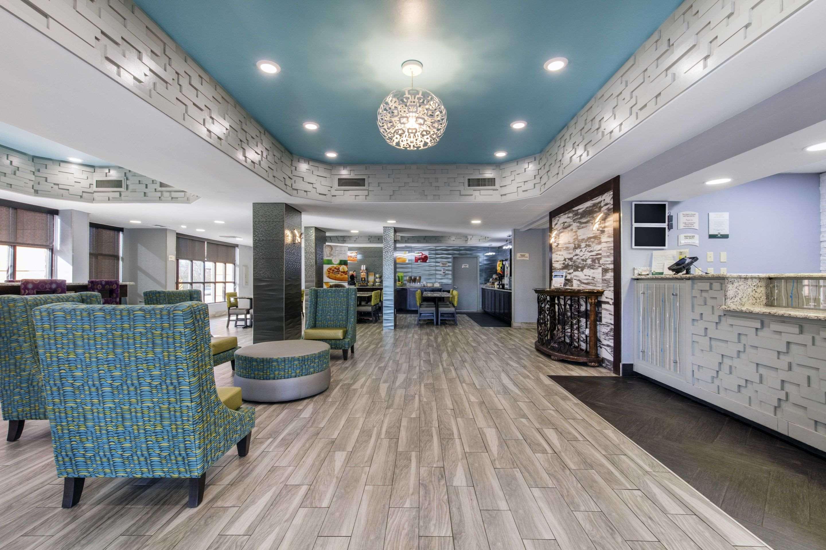 Quality Inn & Suites Montgomery East Carmichael Rd Zewnętrze zdjęcie