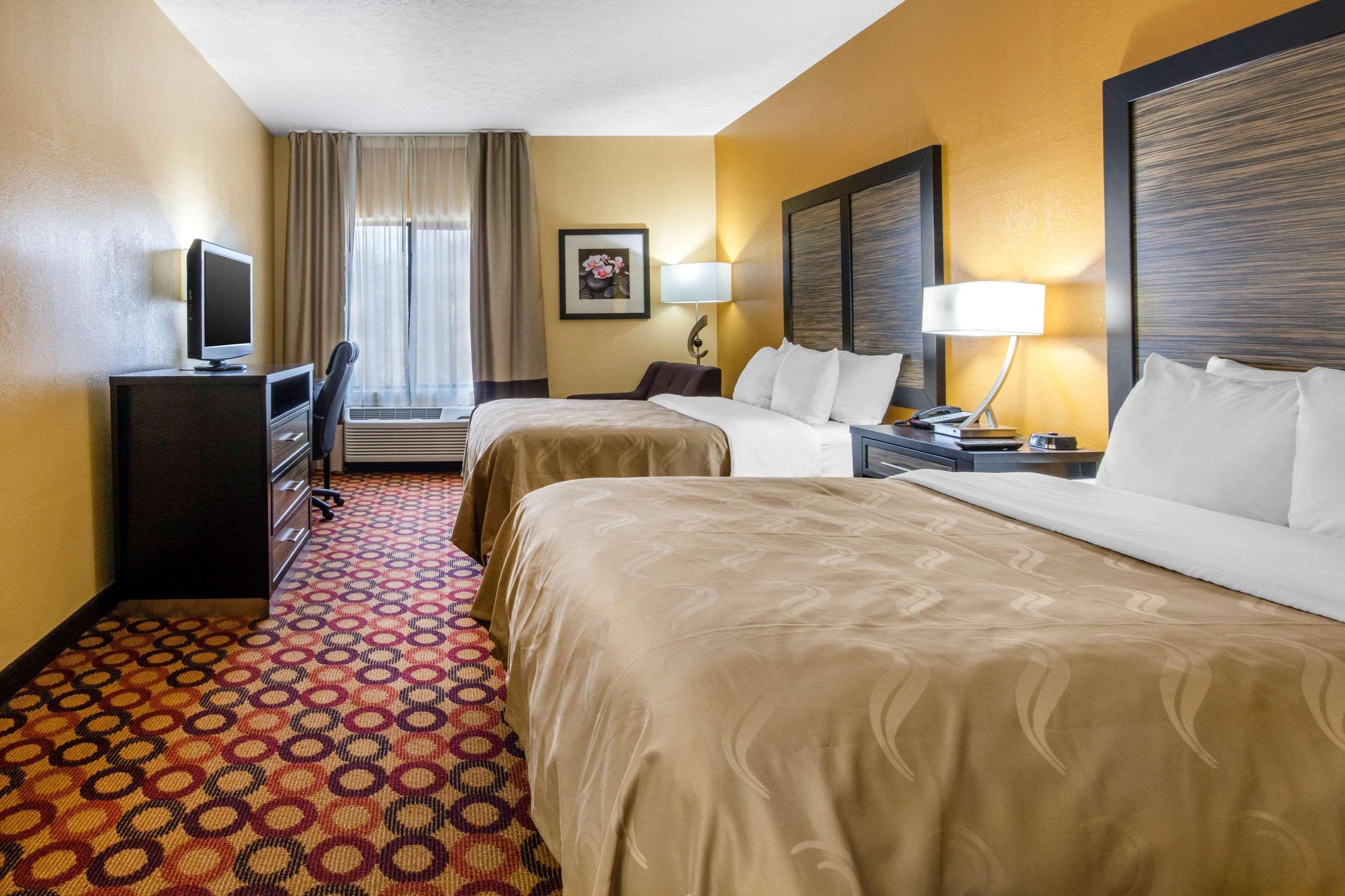 Quality Inn & Suites Montgomery East Carmichael Rd Zewnętrze zdjęcie