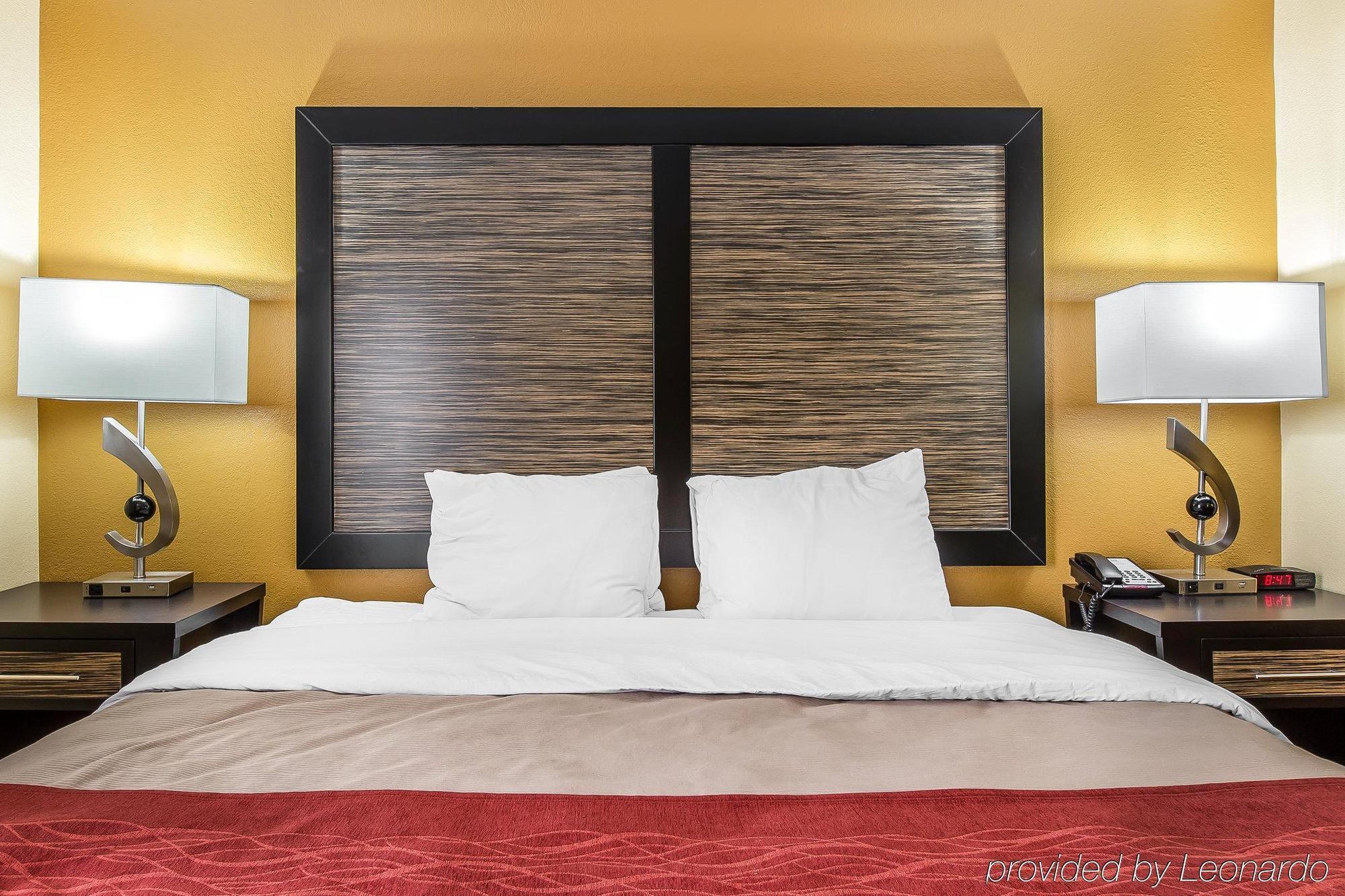 Quality Inn & Suites Montgomery East Carmichael Rd Zewnętrze zdjęcie