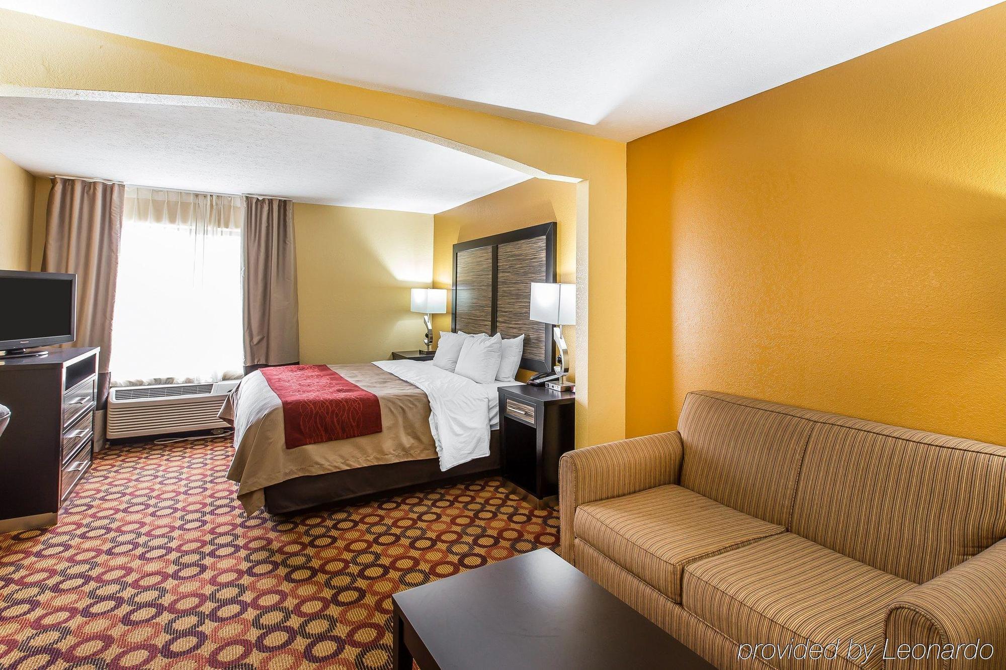 Quality Inn & Suites Montgomery East Carmichael Rd Zewnętrze zdjęcie