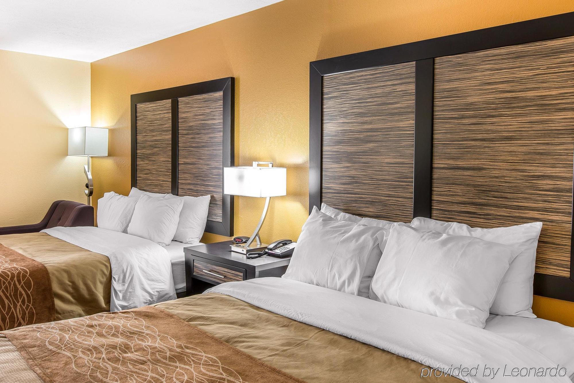 Quality Inn & Suites Montgomery East Carmichael Rd Zewnętrze zdjęcie