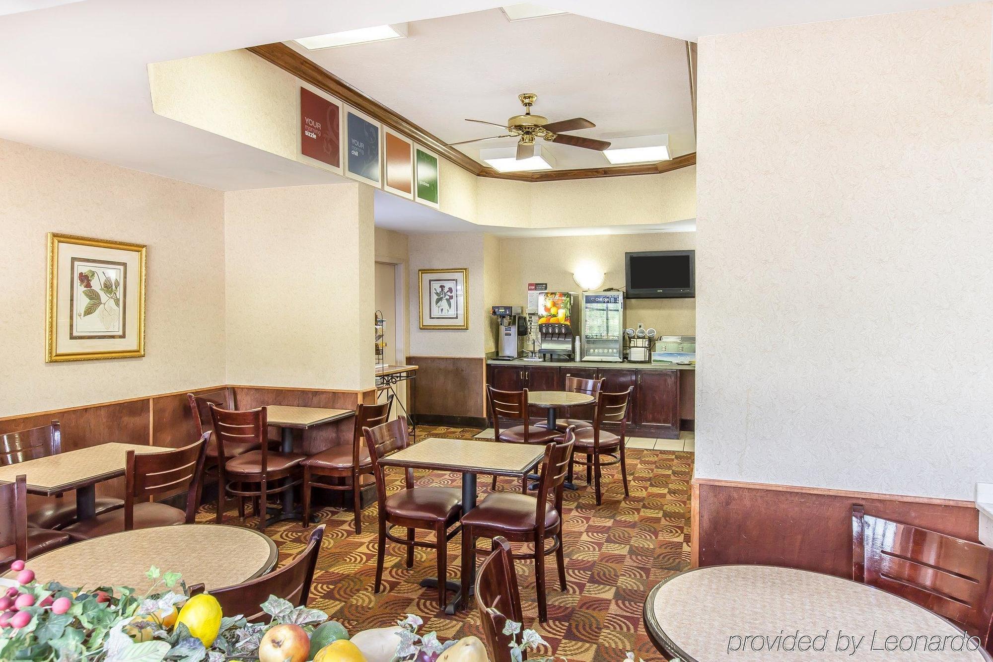 Quality Inn & Suites Montgomery East Carmichael Rd Zewnętrze zdjęcie
