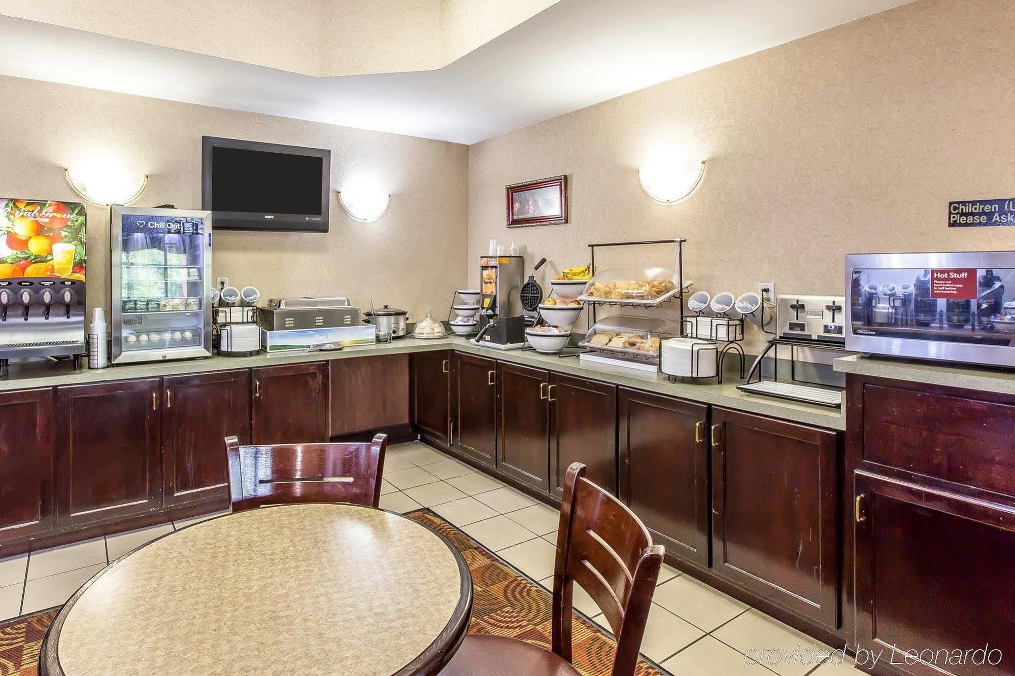 Quality Inn & Suites Montgomery East Carmichael Rd Zewnętrze zdjęcie