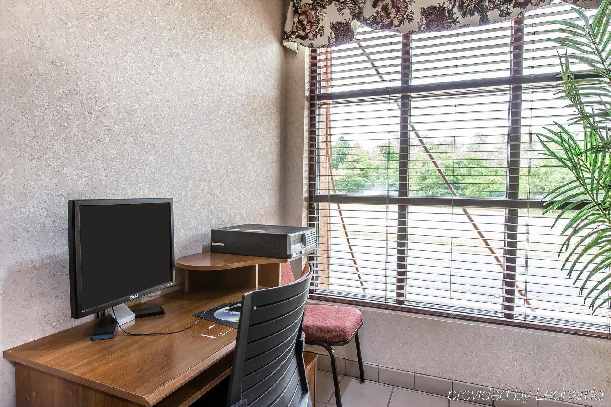 Quality Inn & Suites Montgomery East Carmichael Rd Zewnętrze zdjęcie